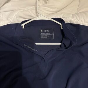 FIGS Tech Collection Shirt size S